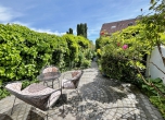 Mittendrin und perfekt angebunden – Reihenhaus mit Carportplatz! - ... Blick in den Garten