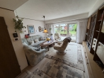 Gepflegtes Reihenendhaus mit überdachter Terrasse und Garten in Delmenhorst - Wohnzimmer