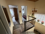 Gepflegtes Reihenendhaus mit überdachter Terrasse und Garten in Delmenhorst - Flur OG