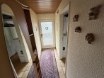 Gepflegtes Reihenendhaus mit überdachter Terrasse und Garten in Delmenhorst - Flur EG
