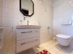 Altersgerechter Bungalow mit pflegeleichtem Garten und Garage! - Gäste-WC