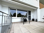 Charmantes Reihenmittelhaus mit Garage und gepflegtem Garten - Balkon 2