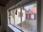 Wohnen, wo der Wald beginnt - Behagliches Wohnhaus in naturnaher Lage! - Das Fenster zum Hof