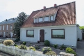 Grundstück mit Altimmobilie und viel Potential, Weyhe-Lahausen - Straßenansicht