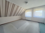 Einfamilienhaus mit viel Potenzial und großem Garten! - Schlafzimmer 1