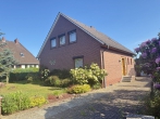 Einfamilienhaus mit viel Potenzial und großem Garten! - vordere Hausansicht