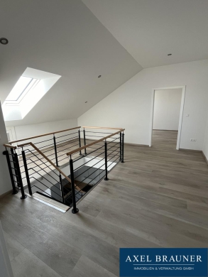 4-Zimmer-DG-Wohnung im neuwertigen MFH, 28816 Stuhr, Gastronomie