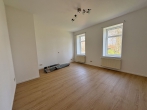 Großzügige, modernisierte Wohnung im alten Bauernhaus - Schlafzimmer