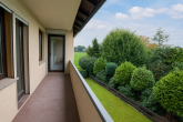 Provisionsfrei: Vermietetes Mehrfamilienhaus mit ländlicher Umgebung in Alt-Stuhr - Balkon