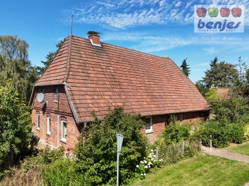 Rückzugsort im Grünen: Stilvolles Bauernhaus wartet auf Ihre kreativen Ideen!, 27318 Hilgermissen, Bauernhaus