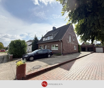 Zwei Wohnungen, ein Haus – vielseitig & großzügig, 28844 Weyhe, Zweifamilienhaus