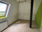 Fernab vom Trubel - Wohnhaus mit Einliegerwohnung in absoluter Alleinlage! - Schlafzimmer im Dachgeschoss