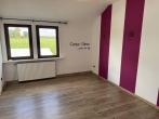 Fernab vom Trubel - Wohnhaus mit Einliegerwohnung in absoluter Alleinlage! - Schlafzimmer im Dachgeschoss
