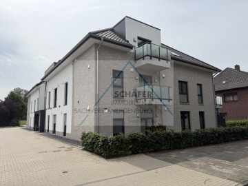 Exklusive Dachgeschosswohnung in zentraler Lage zu verkaufen, 27211 Bassum, Dachgeschosswohnung