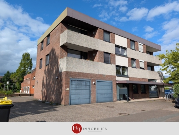 Großzügige Vier-Zimmer-Wohnung in zentraler Lage von Stuhr-Moordeich!, 28816 Stuhr, Etagenwohnung