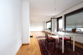 Idyllisches EFH mit Garten, Garage und Gartengrillkamin - Wohnzimmer