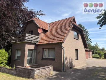 Familienwohnhaus am Ortsrand mit viel Platz, Natur und Raum für Ideen!, 27252 Schwaförden, Einfamilienhaus