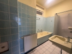 Wohnhaus am Ortsrand mit Platz, Natur und Möglichkeiten - perfekt für handwerklich geschickte Familien - Badezimmer im Erdgeschoss