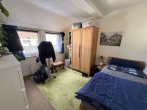 Super Rendite! Gepflegtes Mehrfamilienhaus mit sechs Wohneinheiten! - 2. OG rechts – Schlafzimmer