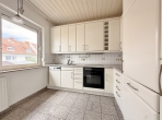Reihenmittelhaus mit Südwest-Terrasse und Garage! - Küche