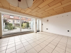 Reihenmittelhaus mit Südwest-Terrasse und Garage! - Keller geräumiger Raum mit Gartenzugang