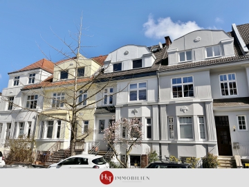 Stilvolles Zuhause mit Blick über die Dächer von Schwachhausen!, 28209 Bremen, Maisonettewohnung