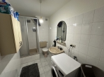 Dachgeschosswohnung in Syke zu vermieten - Bad
