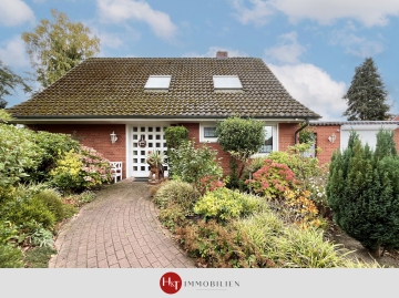 Stuhr – Varrel! – Familienhaus mit großem Garten und Doppelgarage!, 28816 Stuhr, Einfamilienhaus