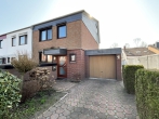 Gepflegtes Reihenendhaus in ruhiger Lage von Stuhr - Straßenansicht