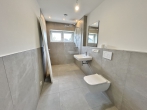 Familienfreundlich & kernsaniert - EFH direkt am Biotop - Badezimmer EG