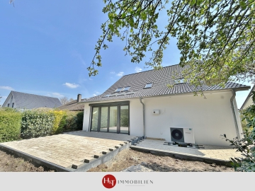 Familienfreundlich & kernsaniert – EFH direkt am Biotop, 28816 Stuhr, Einfamilienhaus