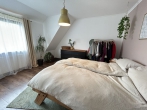 Großzügig und ruhig – OG-Wohnung auf Huchtinger Resthof - Schlafzimmer
