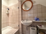 Idyllische Lage in Huchting – Einfamilienhaus mit viel Platz! - EG / Gäste-Duschbad
