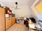 Idyllische Lage in Huchting – Einfamilienhaus mit viel Platz! - DG / Kinderzimmer