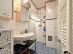 Idyllische Lage in Huchting – Einfamilienhaus mit viel Platz! - EG / innenliegendes Duschbad