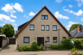 Sehr gepflegtes Zweifamilienhaus in Bestlage von Brinkum - Darufsicht