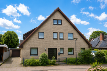 Sehr gepflegtes Zweifamilienhaus in Bestlage von Brinkum, 28816 Stuhr, Zweifamilienhaus