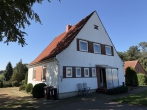 Einfamilienhaus mit Stallgebäude in ländlicher Lage - Außenansicht
