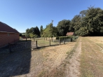 Einfamilienhaus mit Stallgebäude in ländlicher Lage - Weide