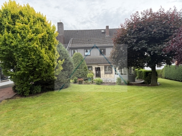Zweifamilienhaus mit Gewerbefläche zu verkaufen, 27211 Bassum, Haus