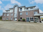 Stilvolle Etagenwohnung mit Sonnenbalkon und Komfort - Außenansicht