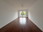Stilvolle Etagenwohnung mit Sonnenbalkon und Komfort - Schlafzimmer leer