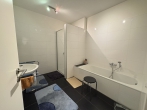 Stilvolle Etagenwohnung mit Sonnenbalkon und Komfort - Bad