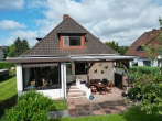 Bungalow mit besonderem Charme und idyllischem Garten in zentrumsnaher Lage - Gartenansicht