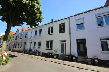 RMH in Findorff, 2 Wohneinheiten, rd. 130 m² Wohn-/Nutzfläche, 28215 Bremen, Zweifamilienhaus